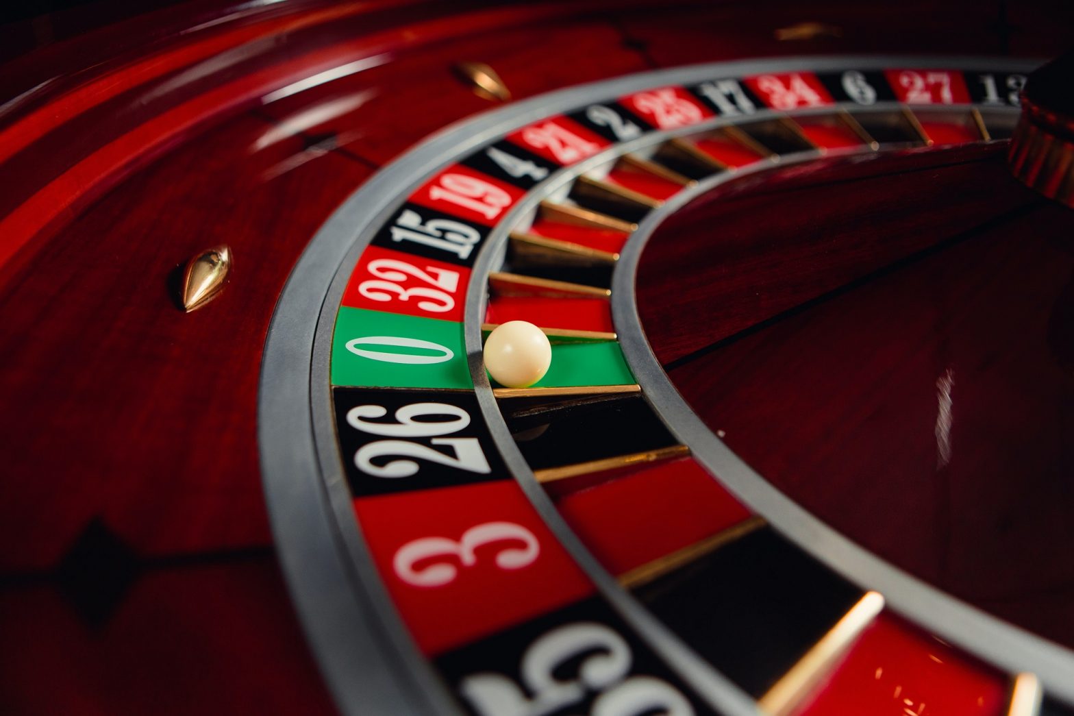 how to win roulette casino game